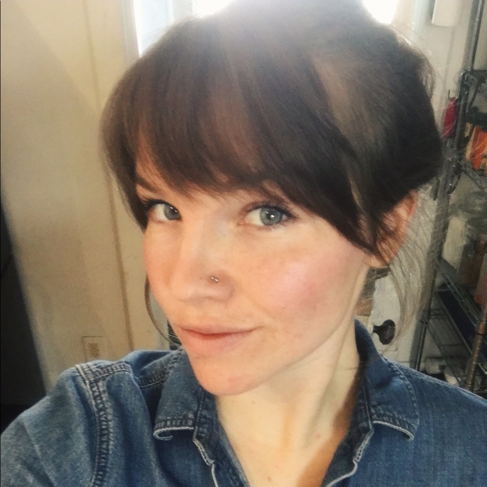 Meet your Posher, Lily